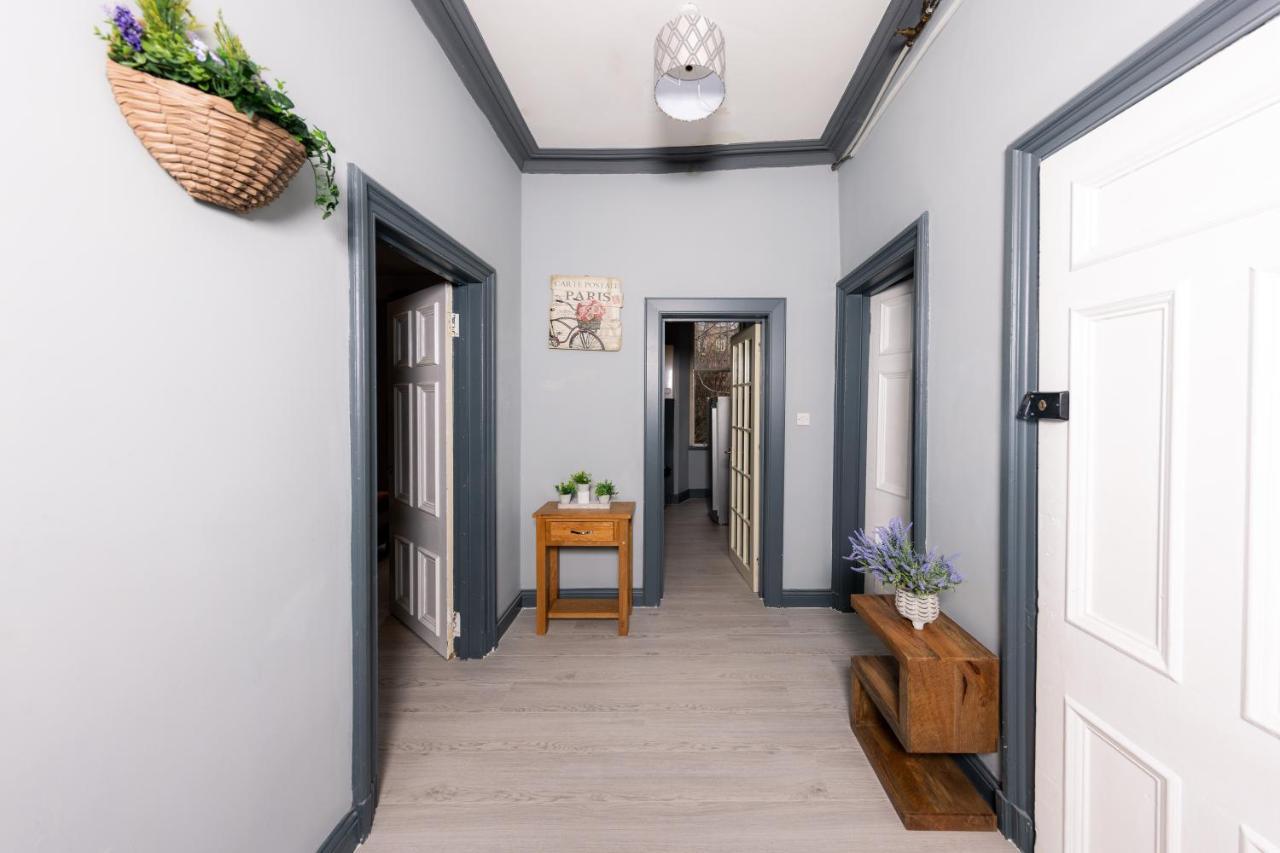 Calton Hill Victorian Old Town Apartment Edinburgh Eksteriør bilde